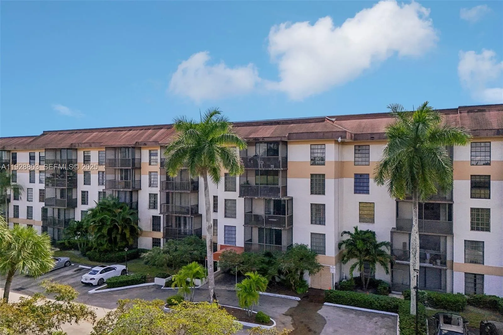 5570 NW 44th St # 510A, Lauderhill FL 33319
