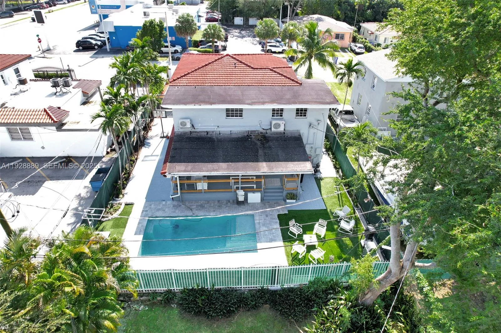 3711 SW 27th Ter, Miami FL 33134