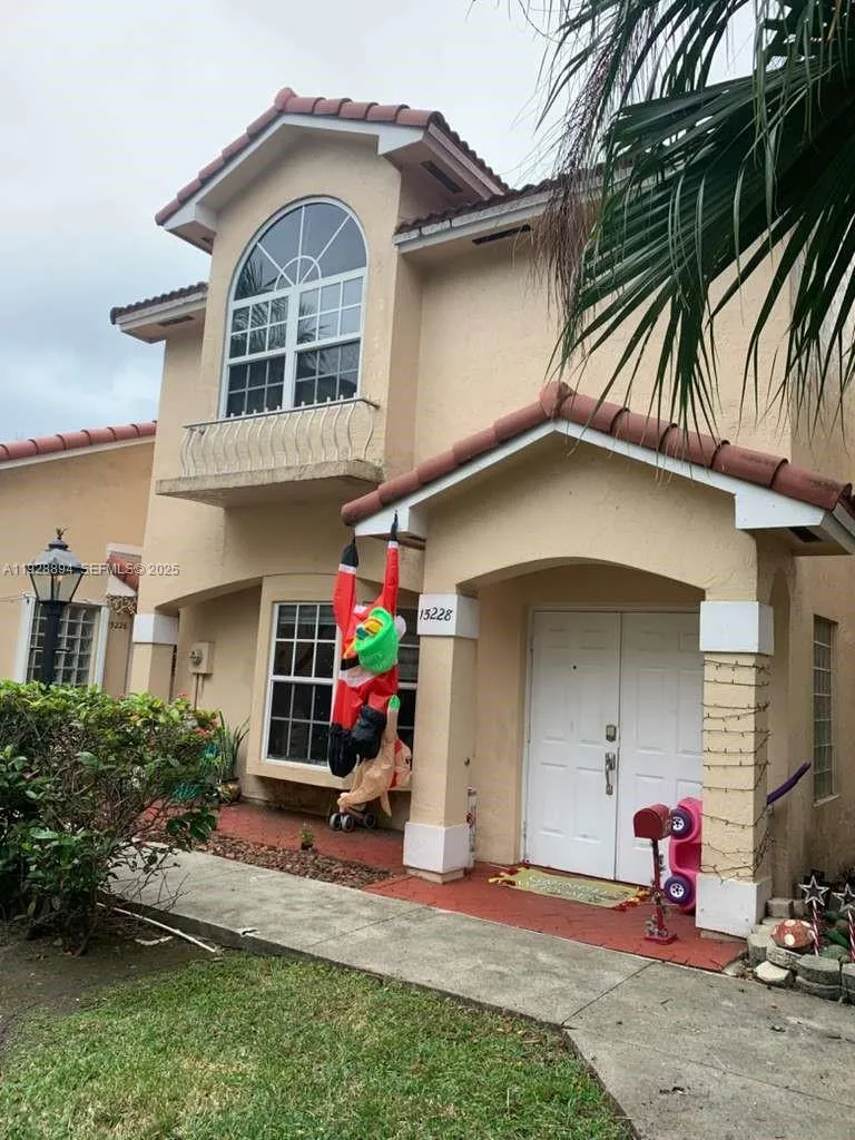 15228 SW 111th St, Miami FL 33196