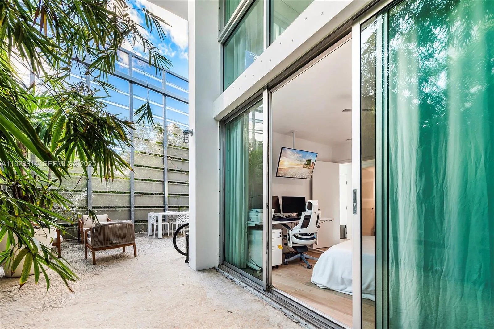 221 Jefferson Ave # 2, Miami Beach FL 33139