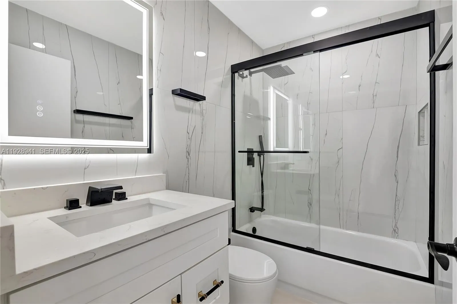 708 Normandy O # 708, Delray Beach FL 33484