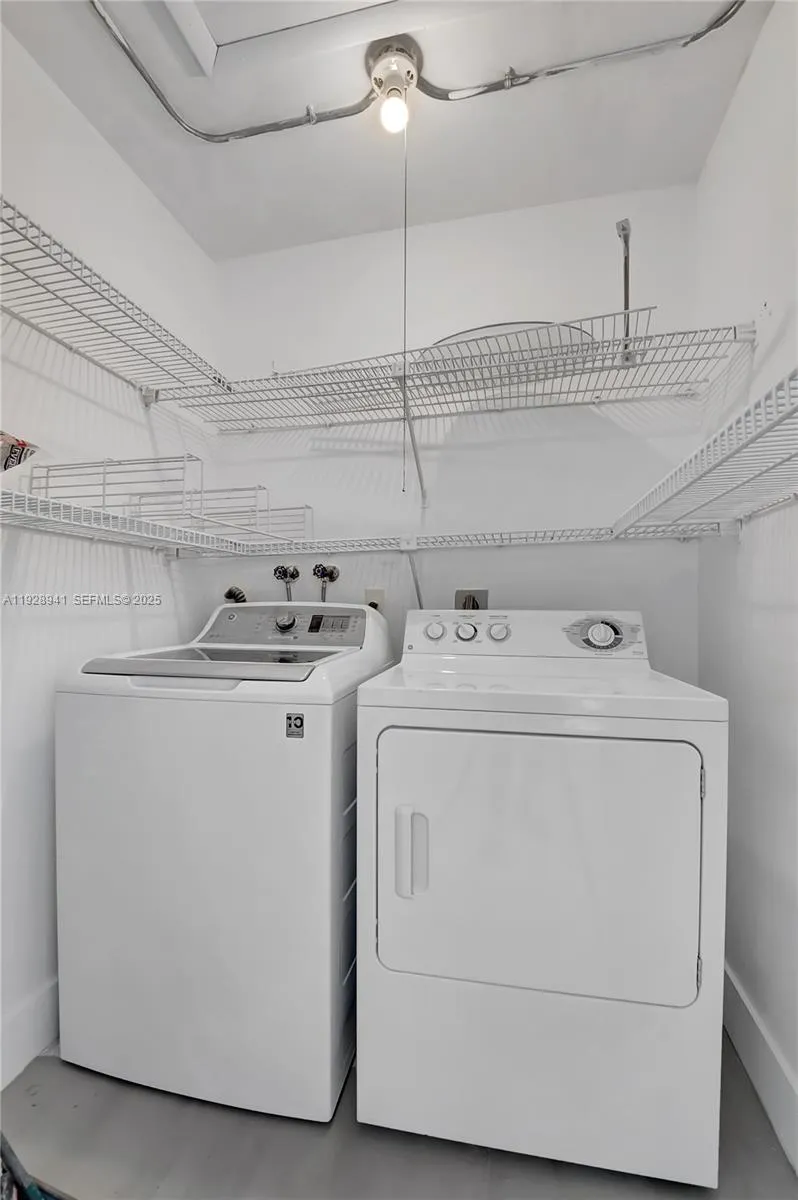 708 Normandy O # 708, Delray Beach FL 33484