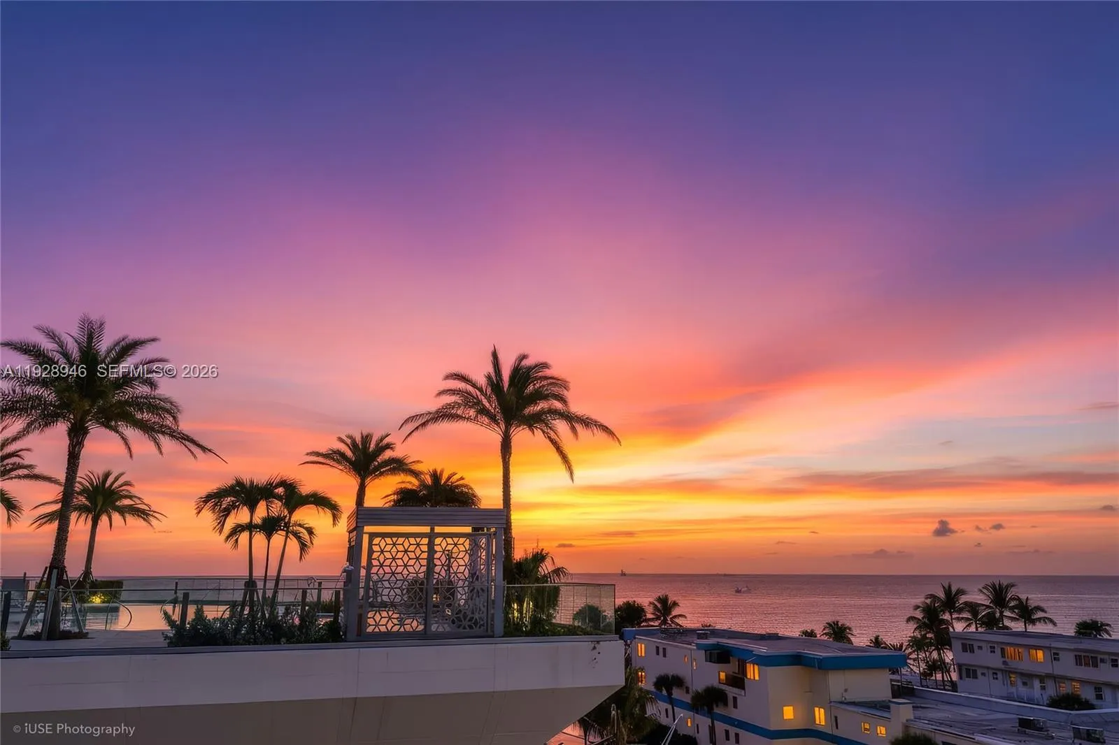 2 bedroom 3 bath for sale at 153 N Seabreeze Blvd, Fort Lauderdale FL 33304