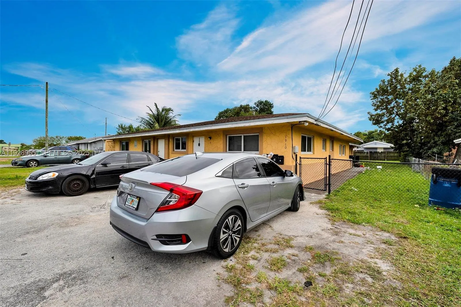 1910 NW 72nd St, Miami FL 33147