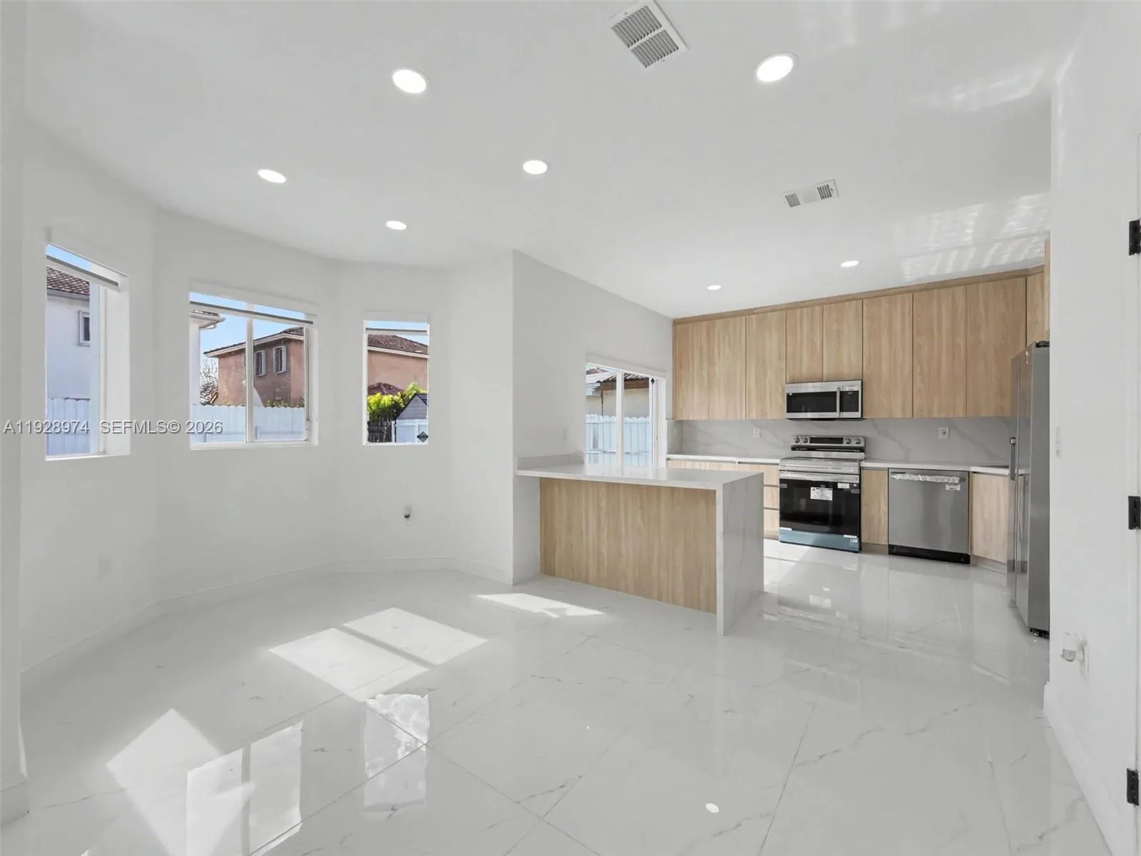 15064 SW 30th Ter, Miami FL 33185