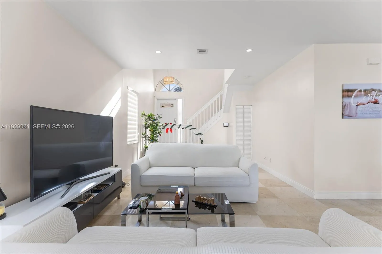 574 NW 159th Ave, Pembroke Pines FL 33028
