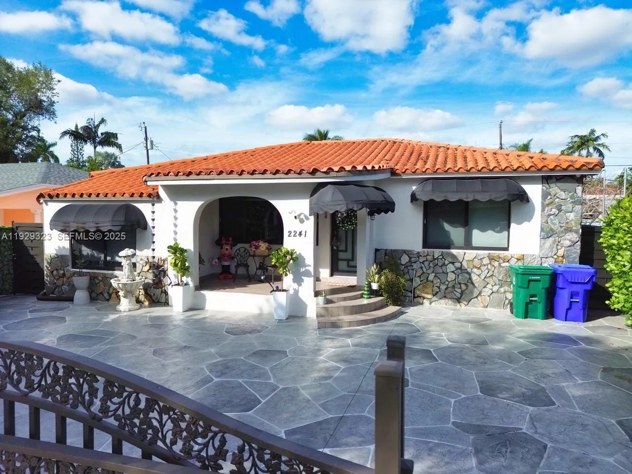 5 bedroom 4 bath for sale at 2241 SW 26th St, Miami FL 33133