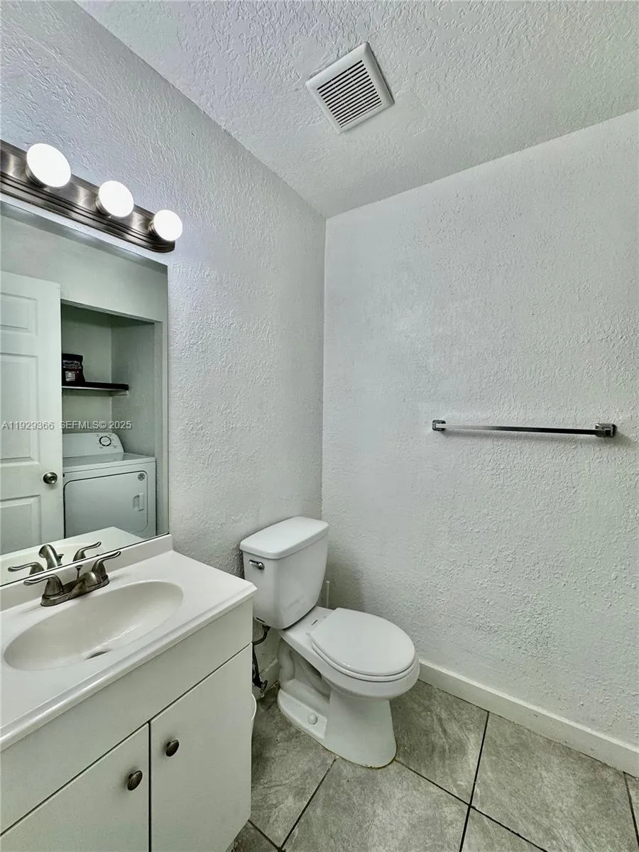 22205 SW 103rd Ave # 22205, Cutler Bay FL 33190