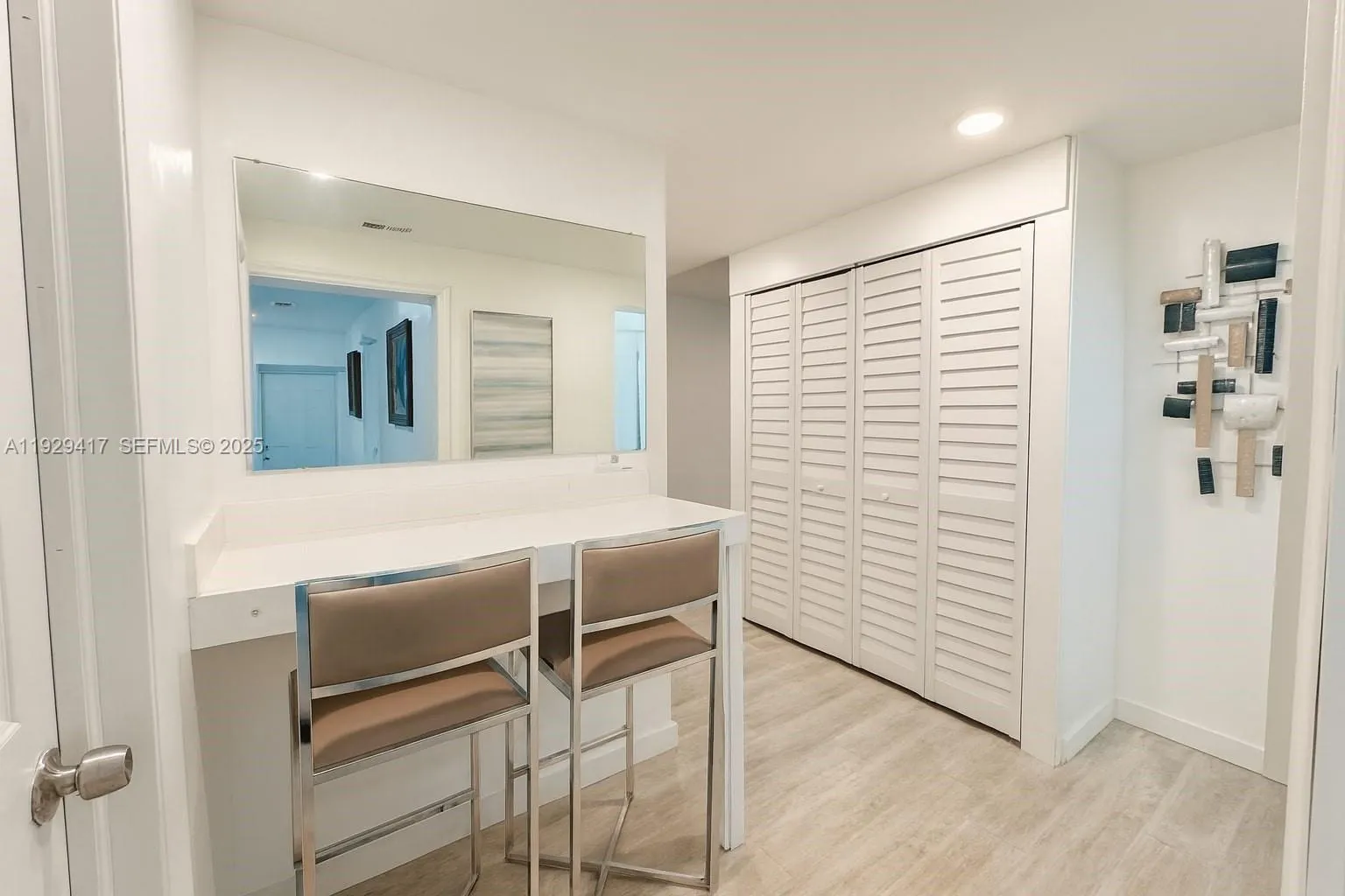 1509 NE 109th St, Miami FL 33161