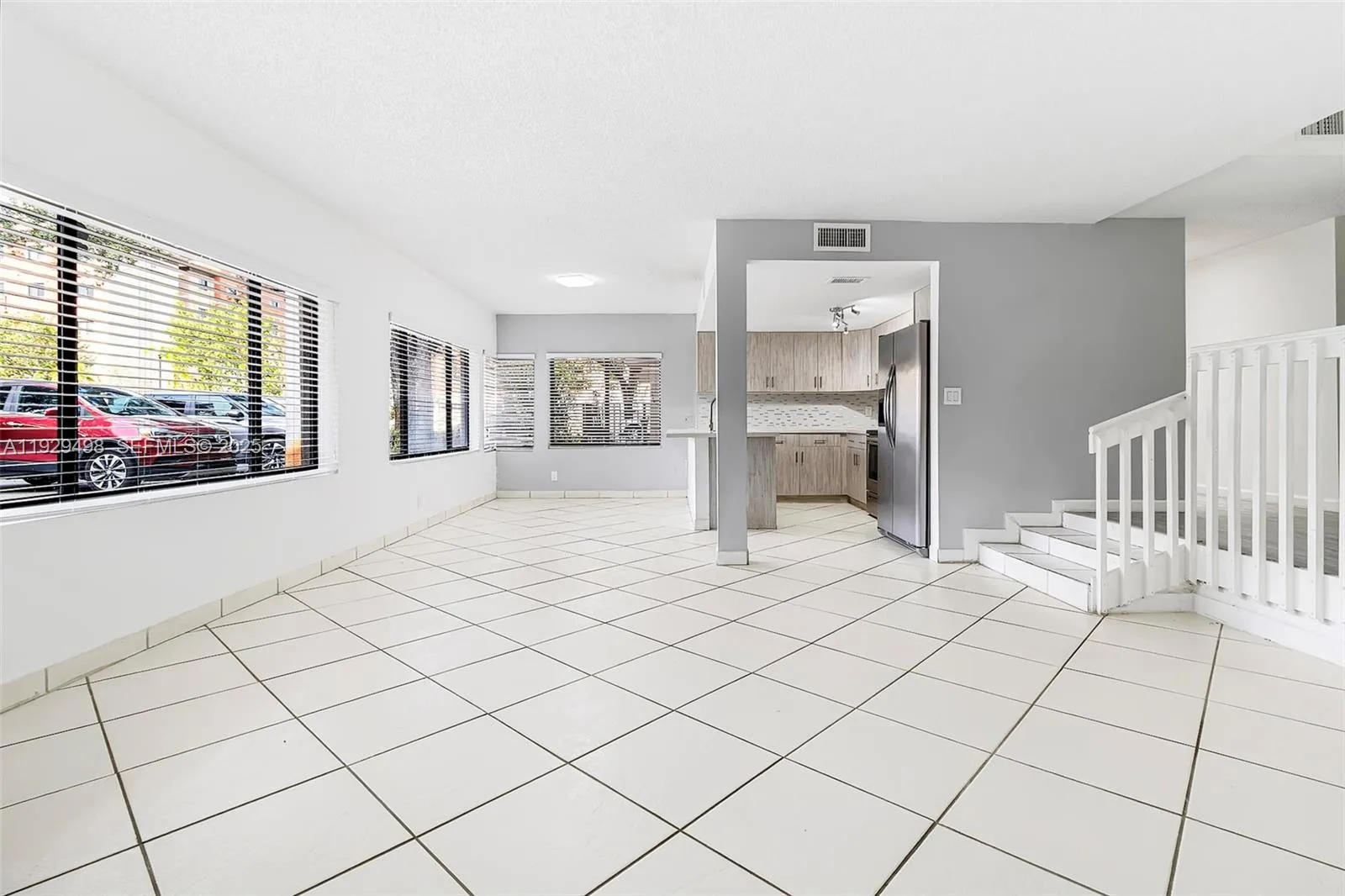 4705 SW 62nd Ave # 104, Davie FL 33314