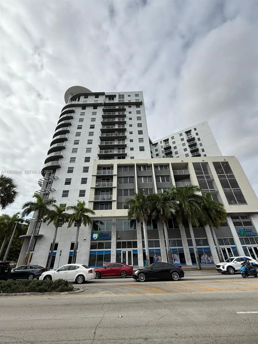 1 Glen Royal Pkwy # 1612, Miami FL 33125