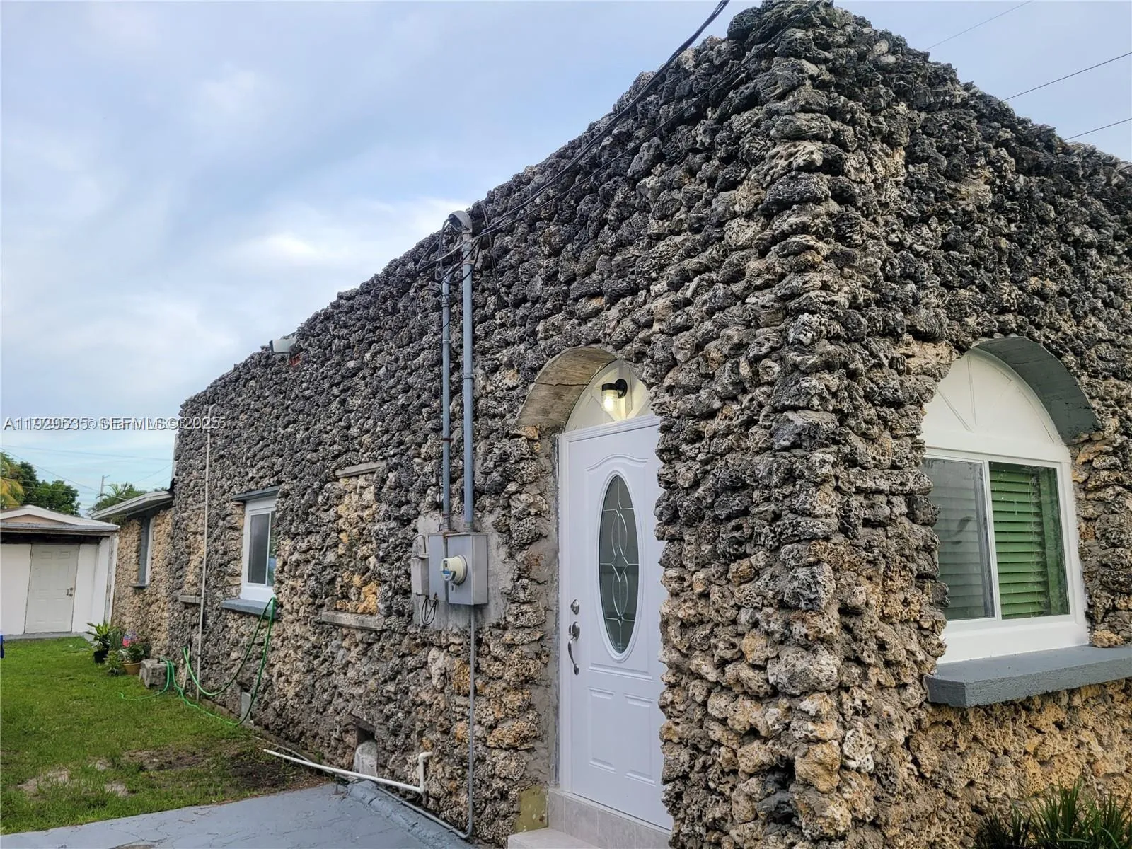 511 NW 62nd Ave, Miami FL 33126