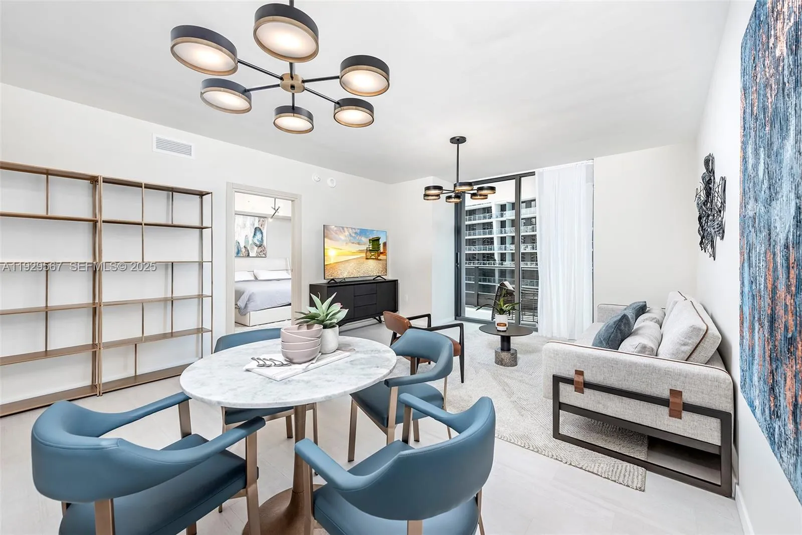 1 bedroom 2 bath for sale at 1000 Brickell Plz # 4005, Miami FL 33131