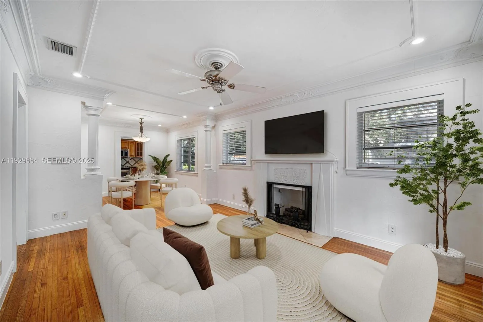 1790 Wa Kee Na Dr, Miami FL 33133