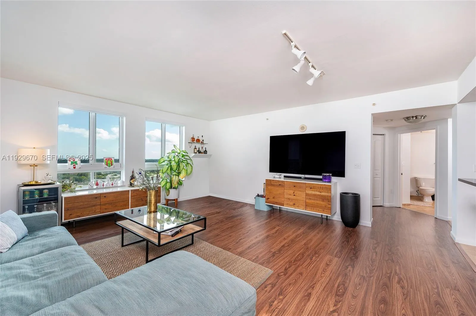 7350 SW 89th St # 1702S, Miami FL 33156