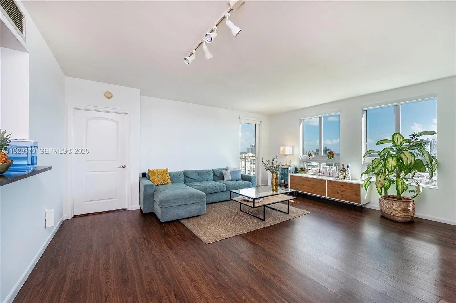 7350 SW 89th St # 1702S, Miami FL 33156