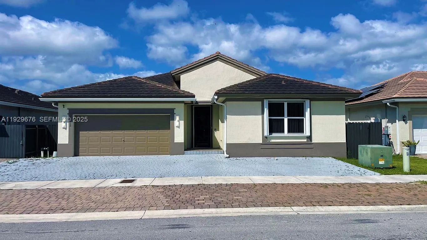 4 bedroom 3 bath for sale at 22912 SW 115th Ct, Miami FL 33170