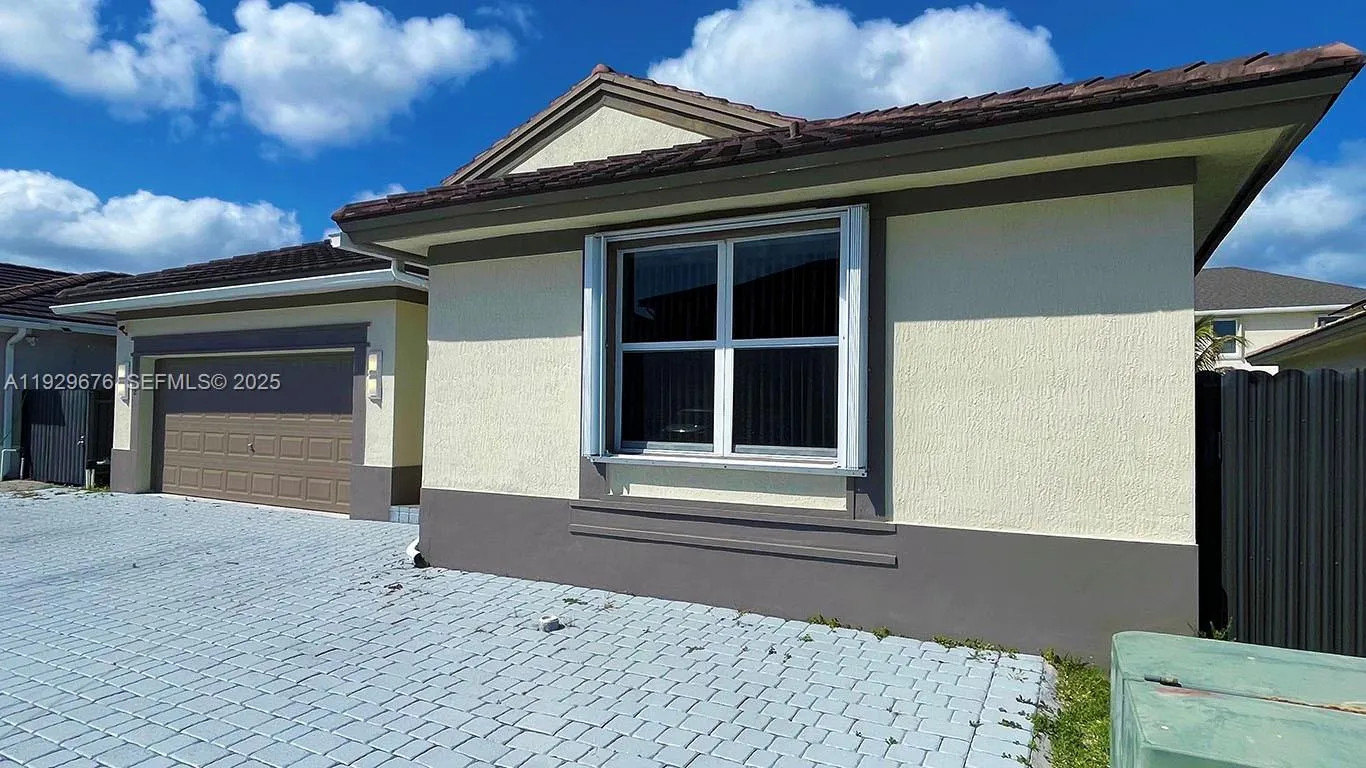 22912 SW 115th Ct, Miami FL 33170