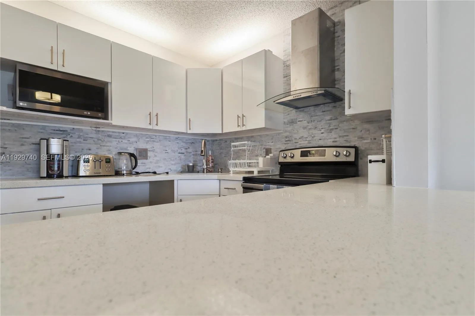313 Knotty Pine Cir # 2, Green Acres FL 33463