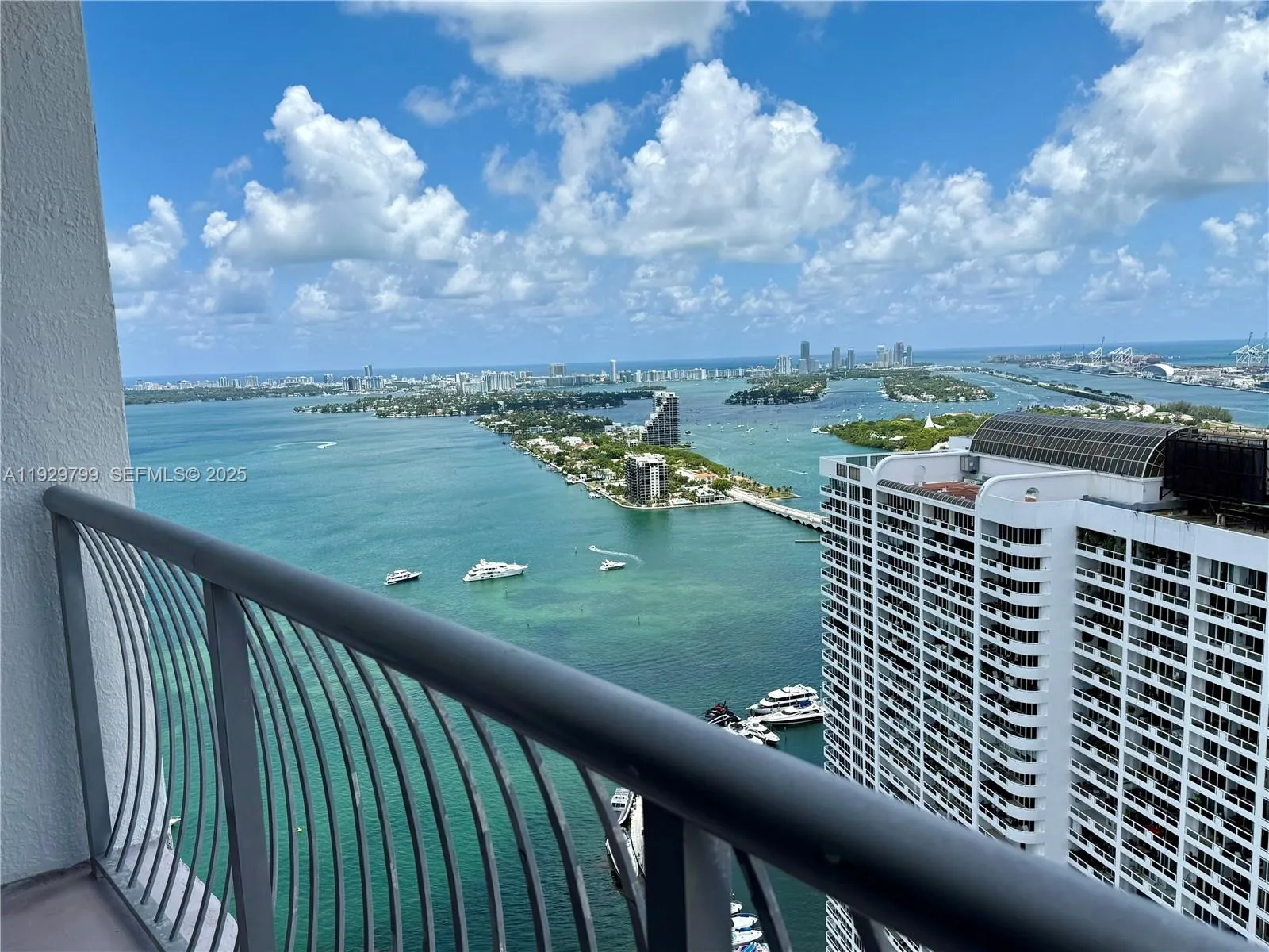 1 bedroom 1 bath for sale at 1750 N Bayshore Dr # 4604, Miami FL 33132