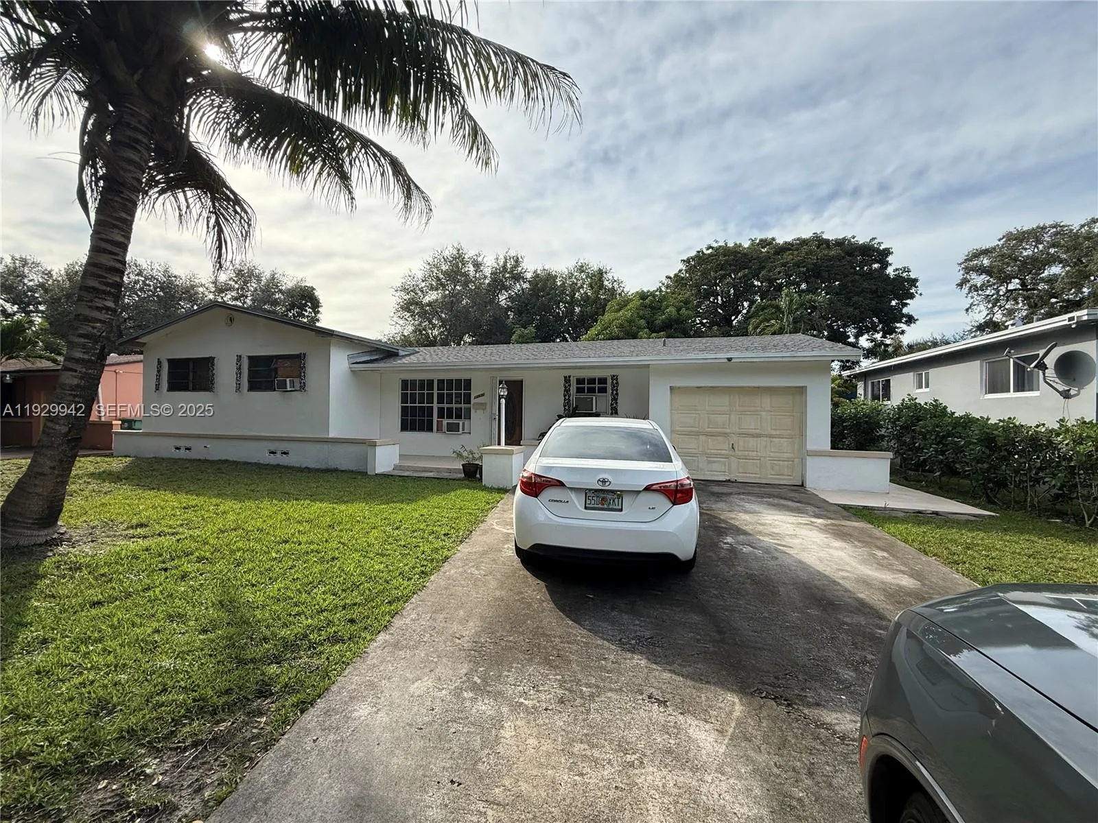 4 bedroom 2 bath for sale at 14630 NE 5th Ct, Miami FL 33161