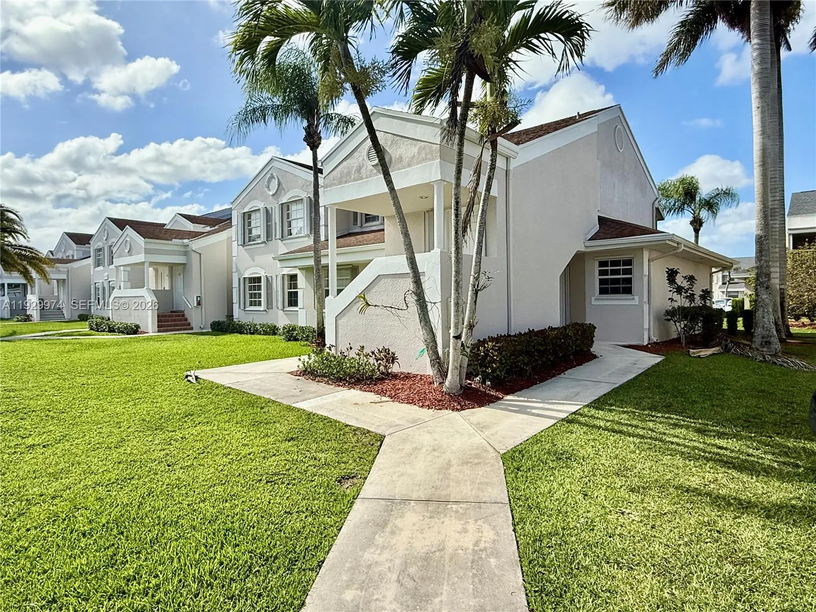 3 bedroom 2 bath for sale at 2221 SE 27th Dr # B, Homestead FL 33035