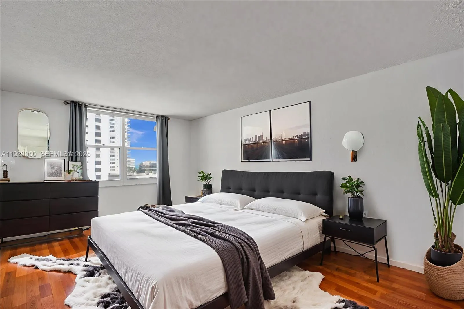 2501 S Ocean Dr, Hollywood FL 33019