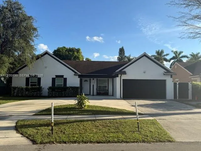 9530 Ashley Dr, Miramar FL 33025
