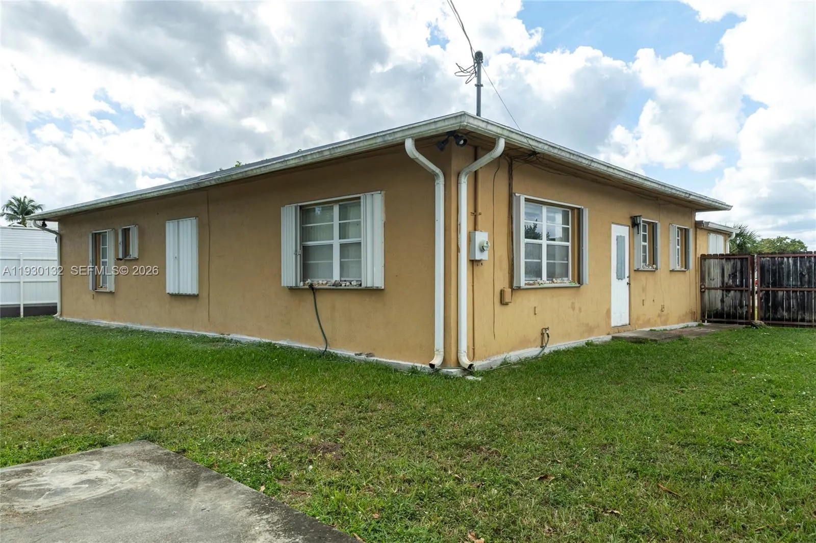 5 bedroom 2 bath for sale at 4151 SW 112th Ct, Miami FL 33165