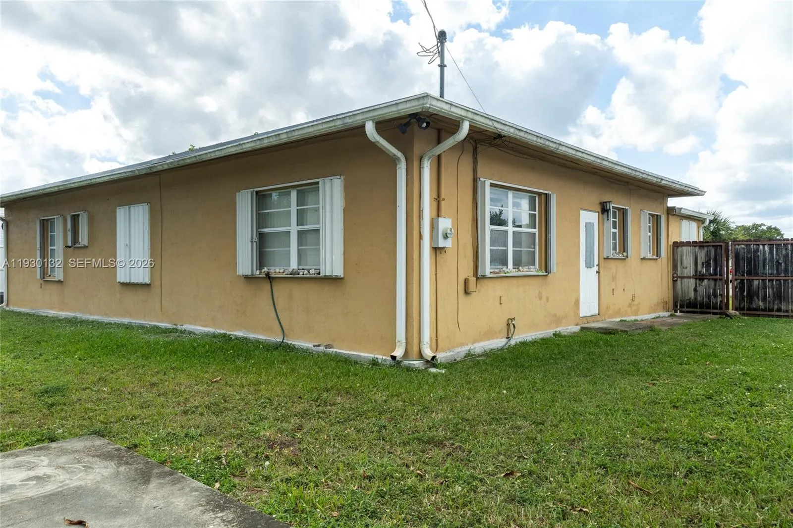 4151 SW 112th Ct, Miami FL 33165