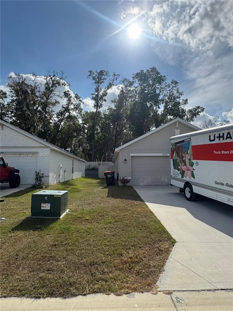3 bedroom 2 bath Residential for sale at 6870 SE 112TH LN, Ocala FL 34420