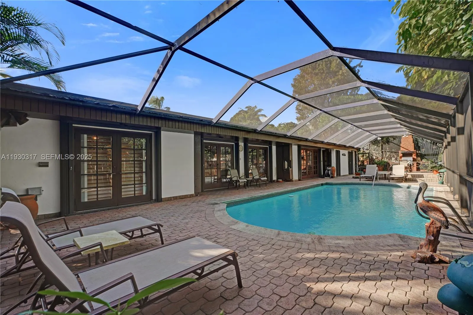 4 bedroom 4 bath for sale at 8115 SW 92nd Ct, Miami FL 33173