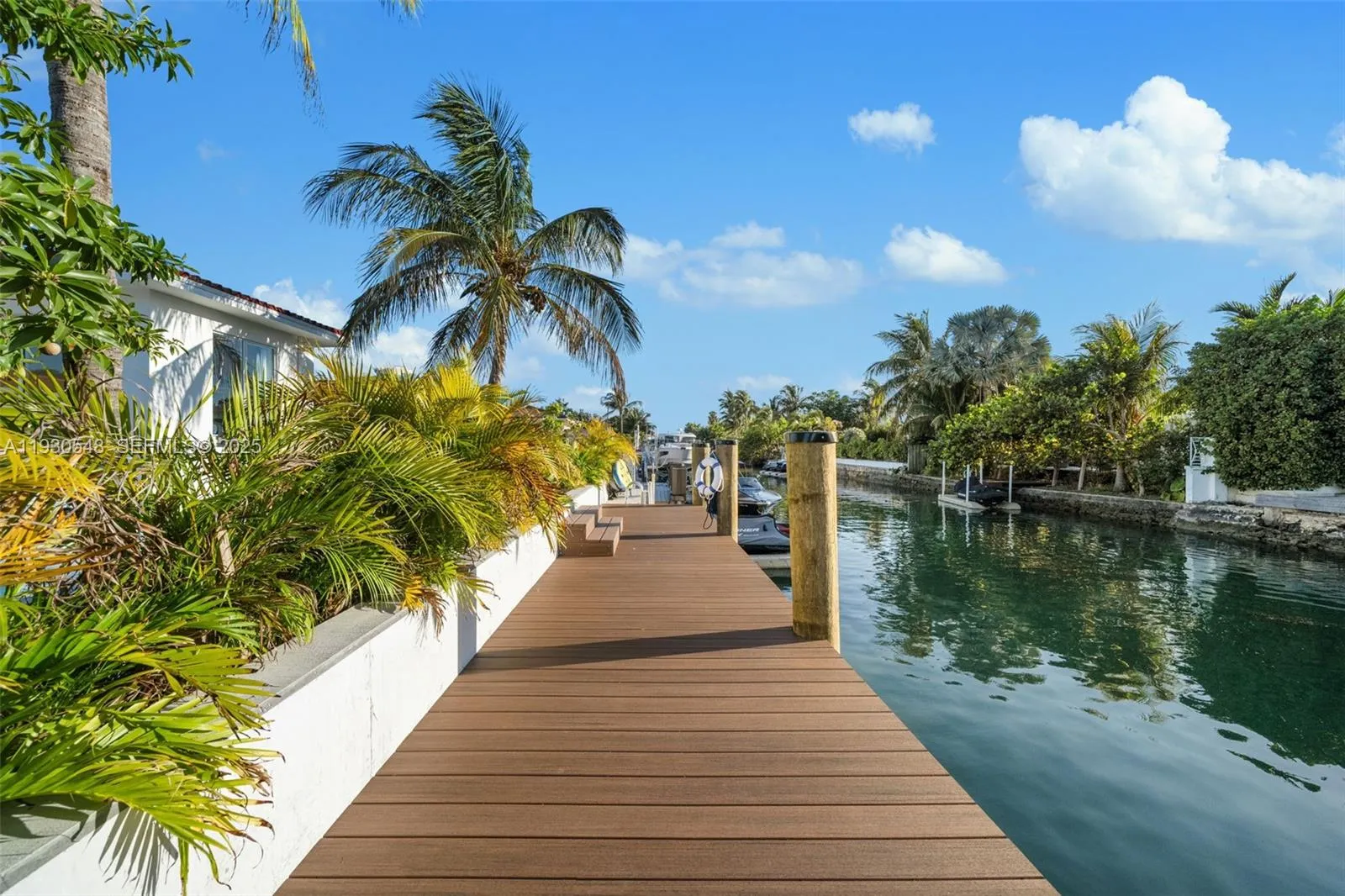 7770 Hawthorne Ave, Miami Beach FL 33141