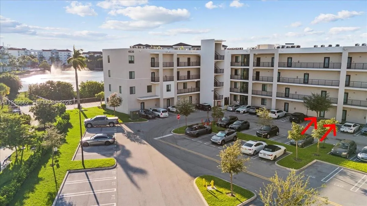 4636 NW 84th Ave # 13, Doral FL 33166