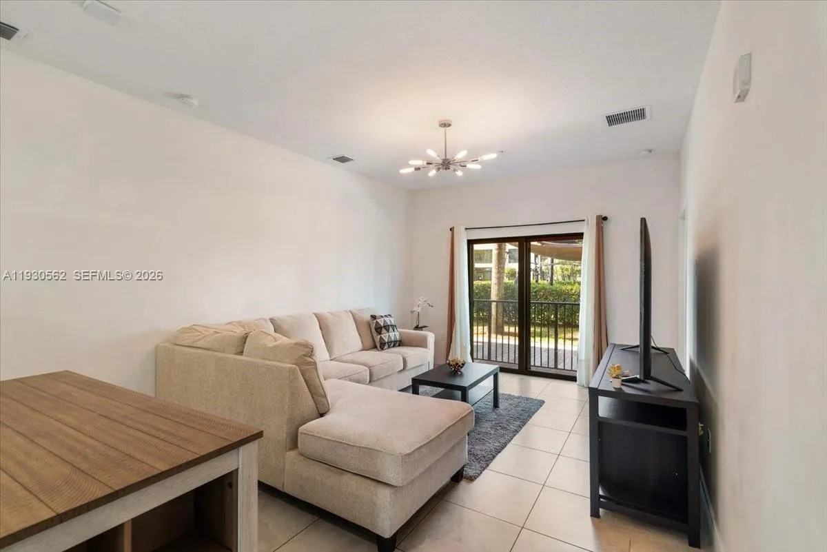 4636 NW 84th Ave # 13, Doral FL 33166