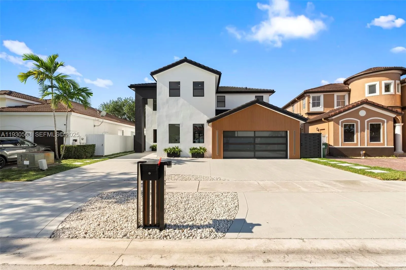 18172 NW 91st Ct, Hialeah FL 33018