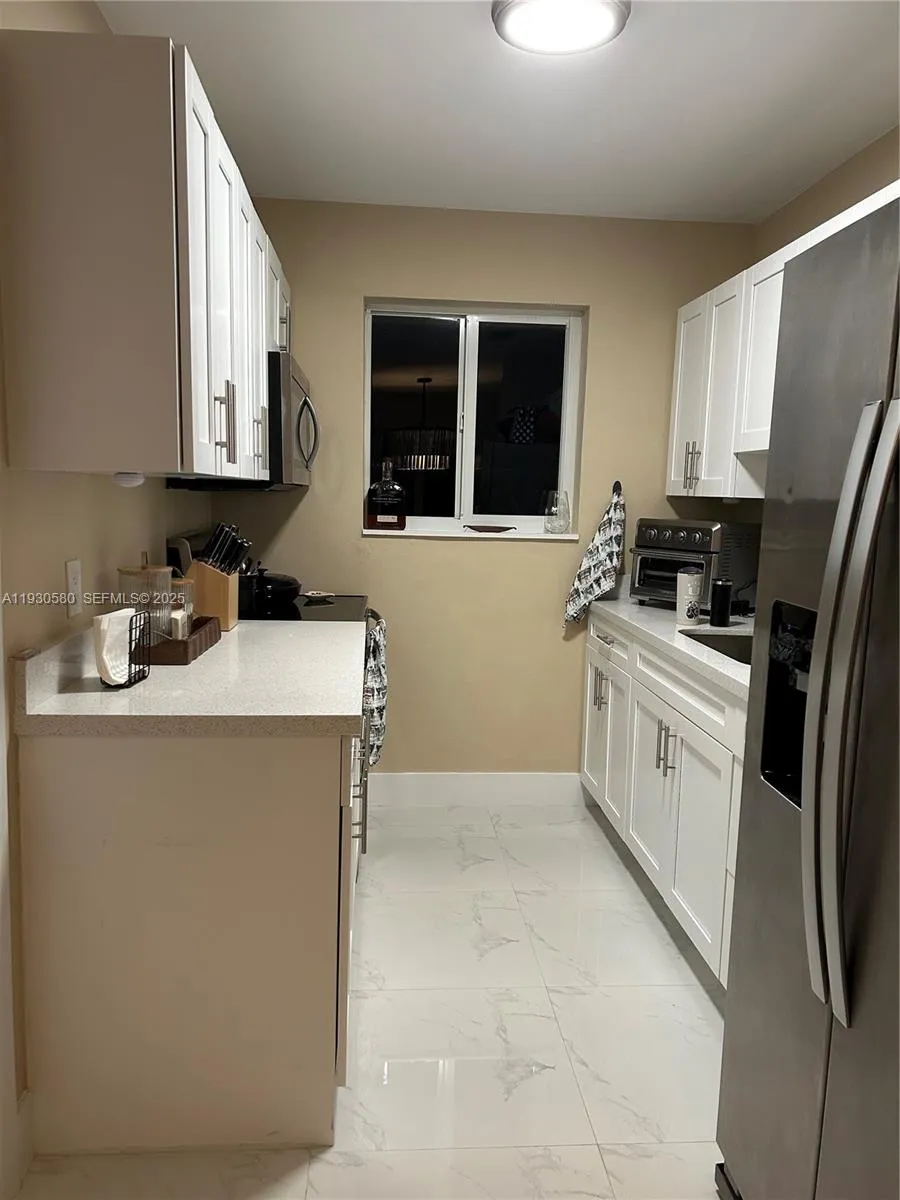 10750 SW 43rd Ln, Miami FL 33165