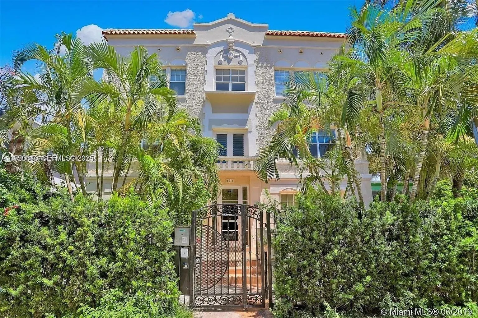 1611 Michigan Ave # 21, Miami Beach FL 33139