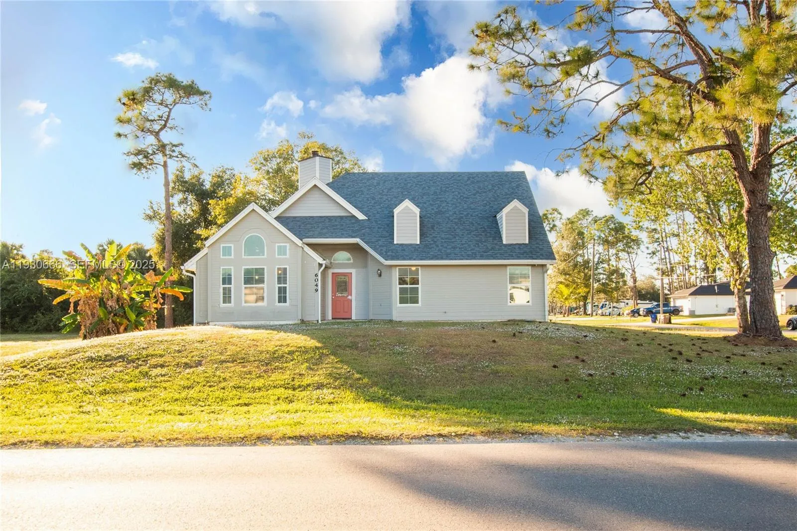 3 bedroom 2 bath for sale at 6049 Stratton RD, Fort Myers FL 33905