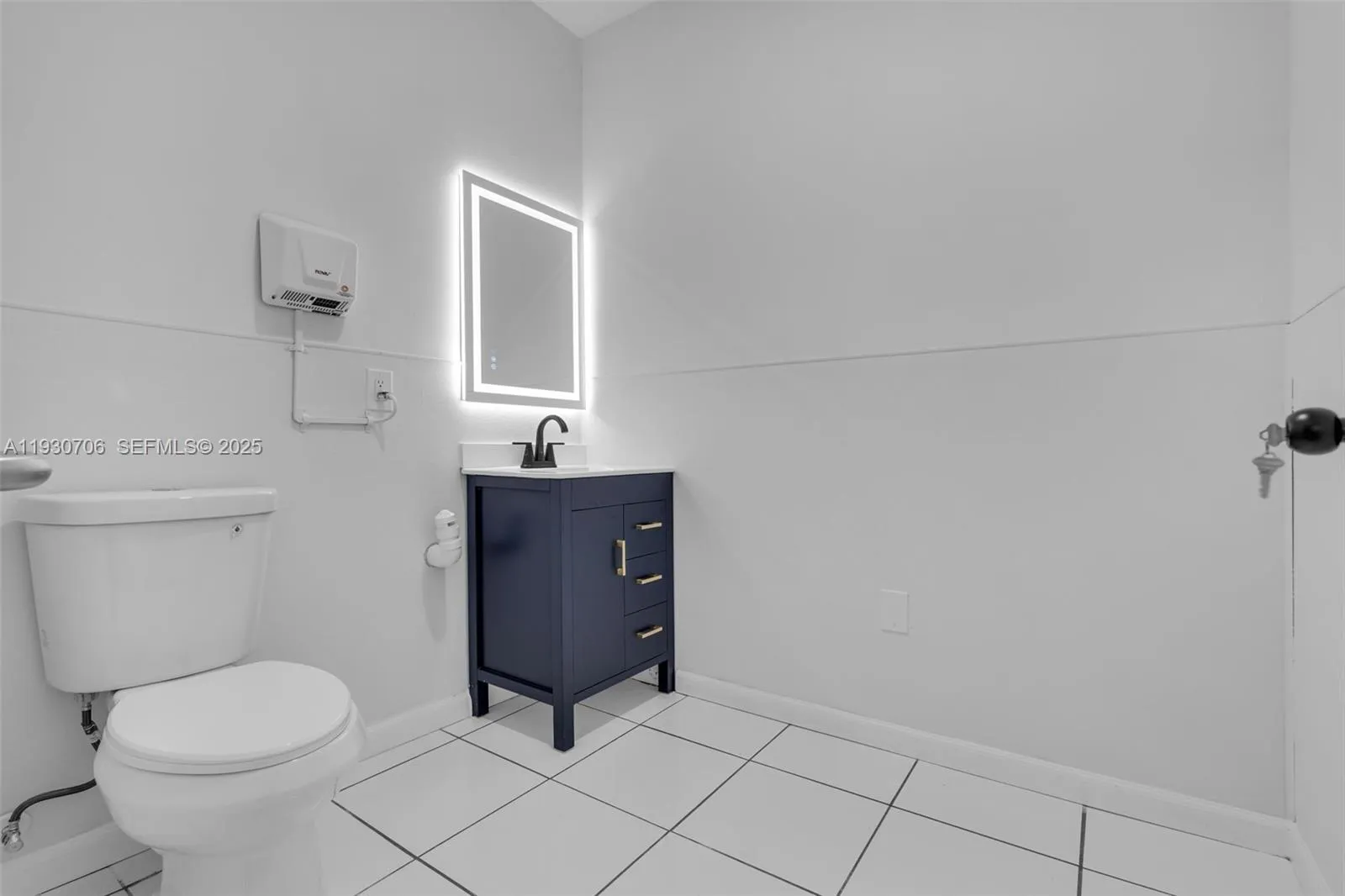 8930 SW 40th St, Miami FL 33165