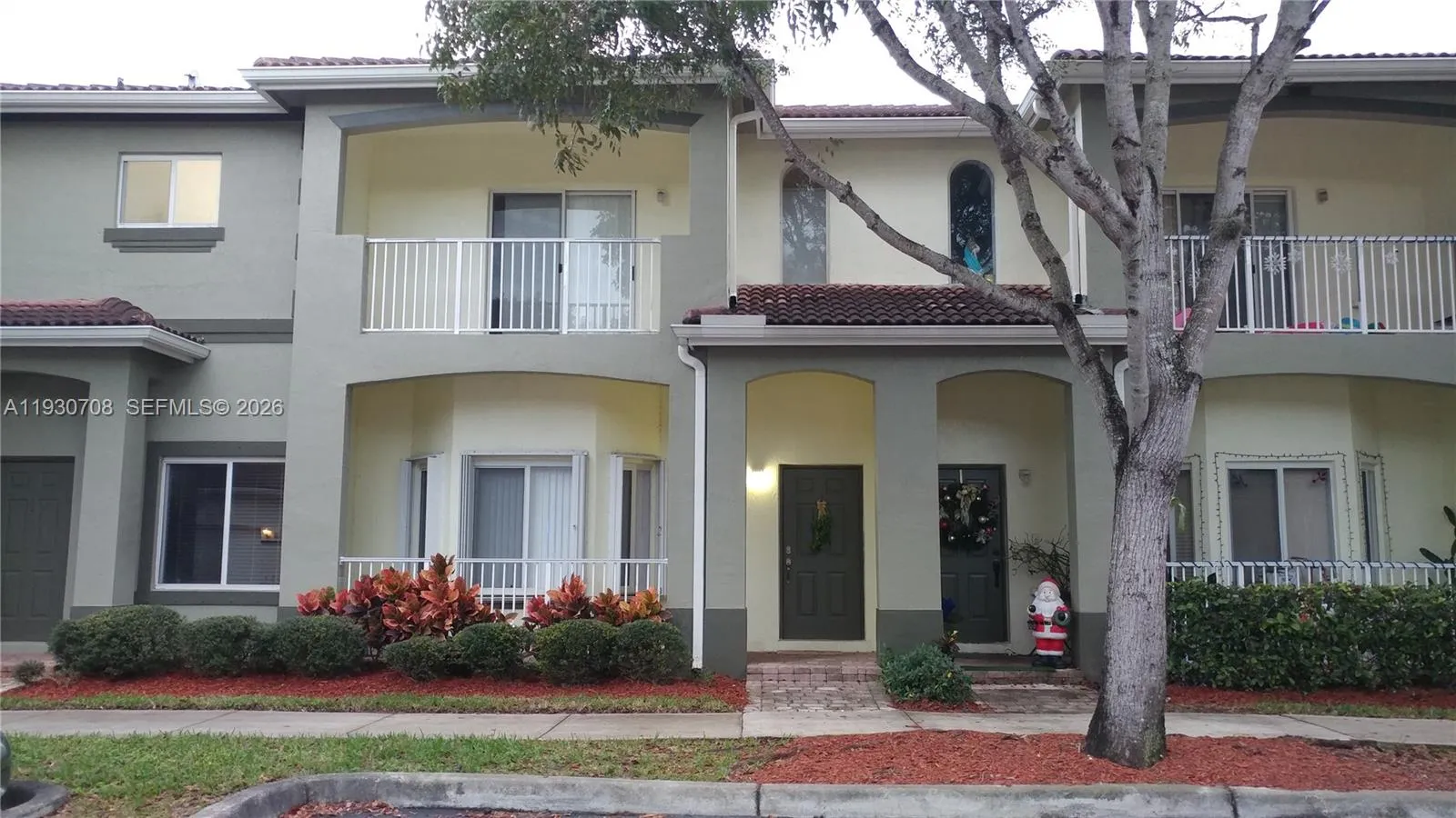 2 bedroom 2 bath for sale at 2452 SE 19th Ct, Homestead FL 33035