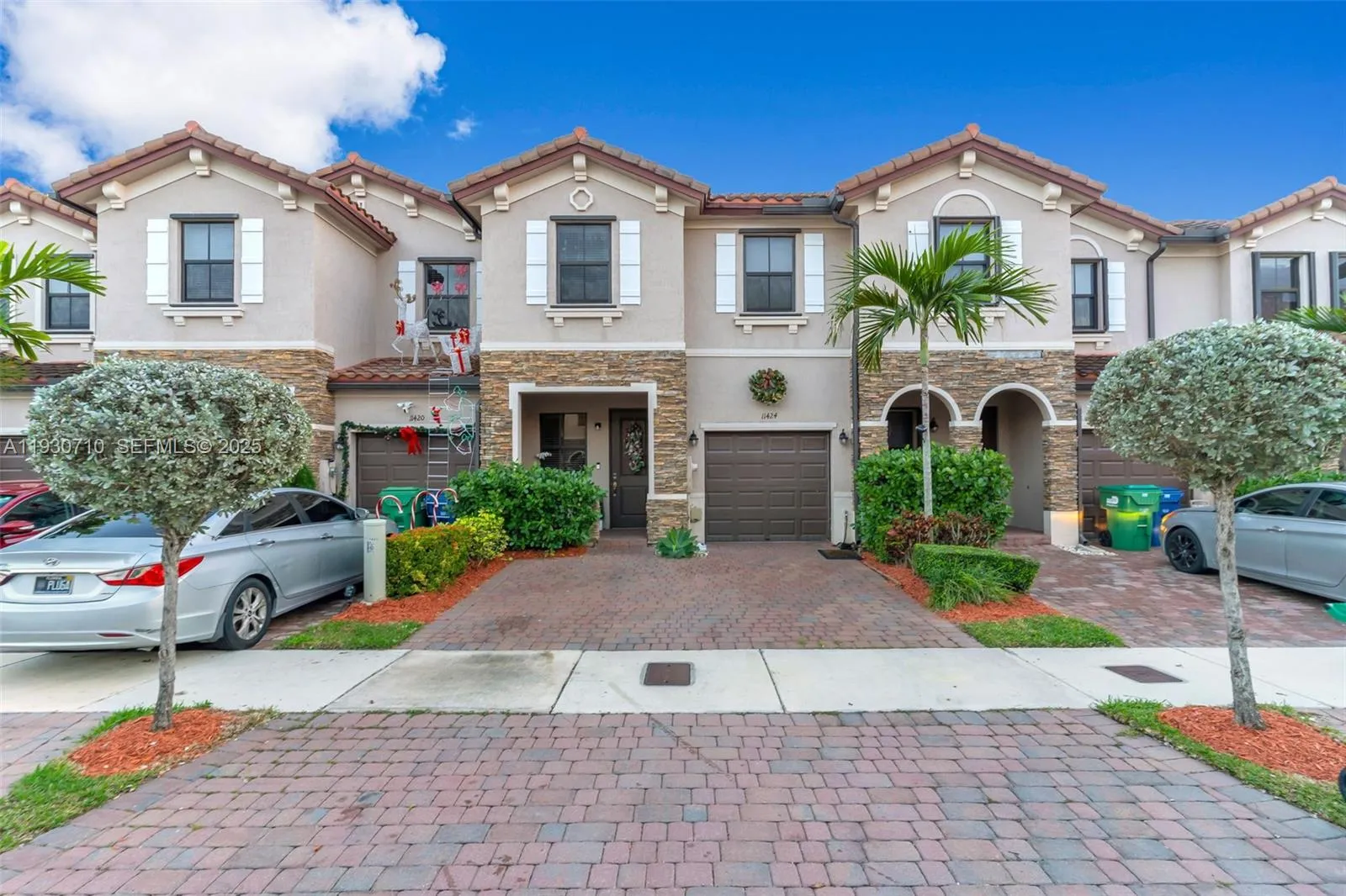 3 bedroom 3 bath for sale at 11424 SW 251st St, Homestead FL 33032