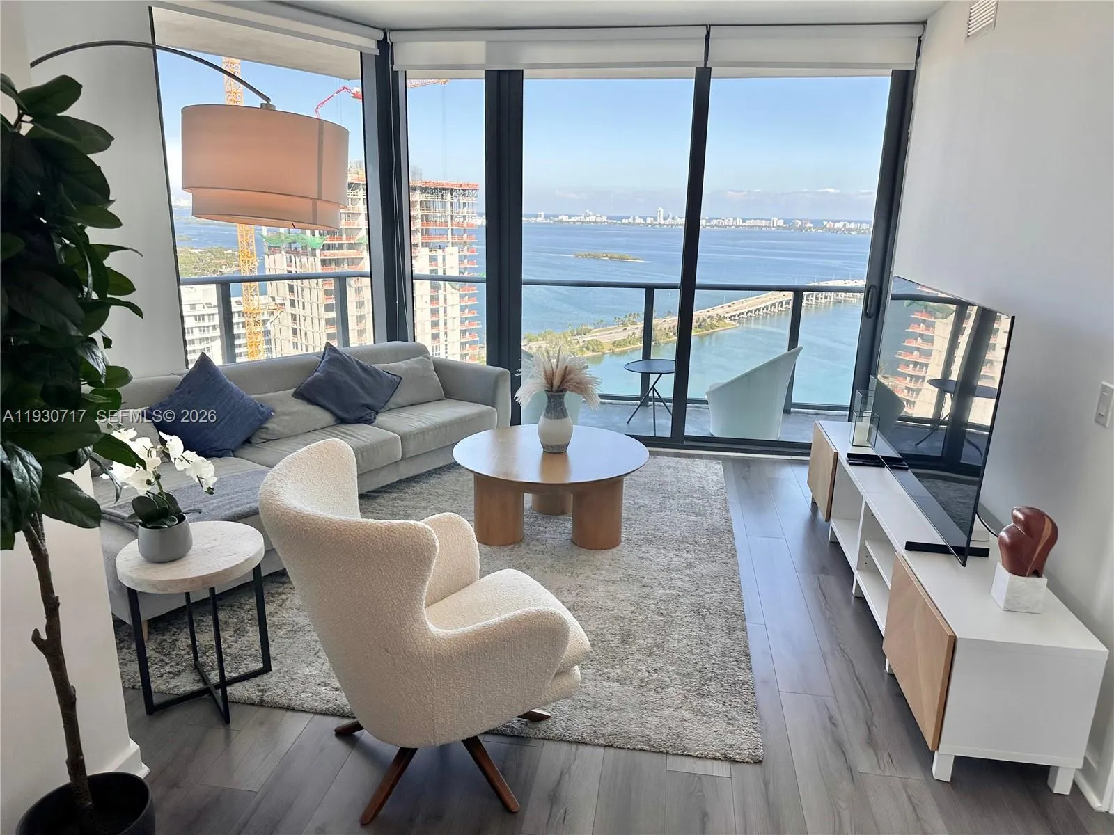 3 bedroom 2 bath for sale at 501 NE 31st St # 3601, Miami FL 33137