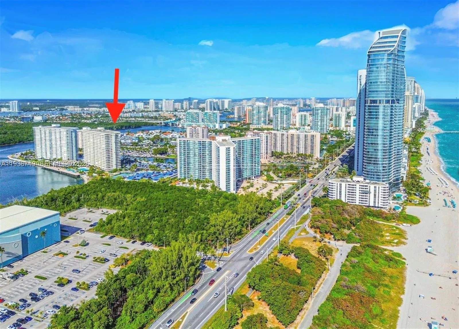 1 bedroom 1 bath for sale at 300 Bayview Dr # 1603, Sunny Isles Beach FL 33160