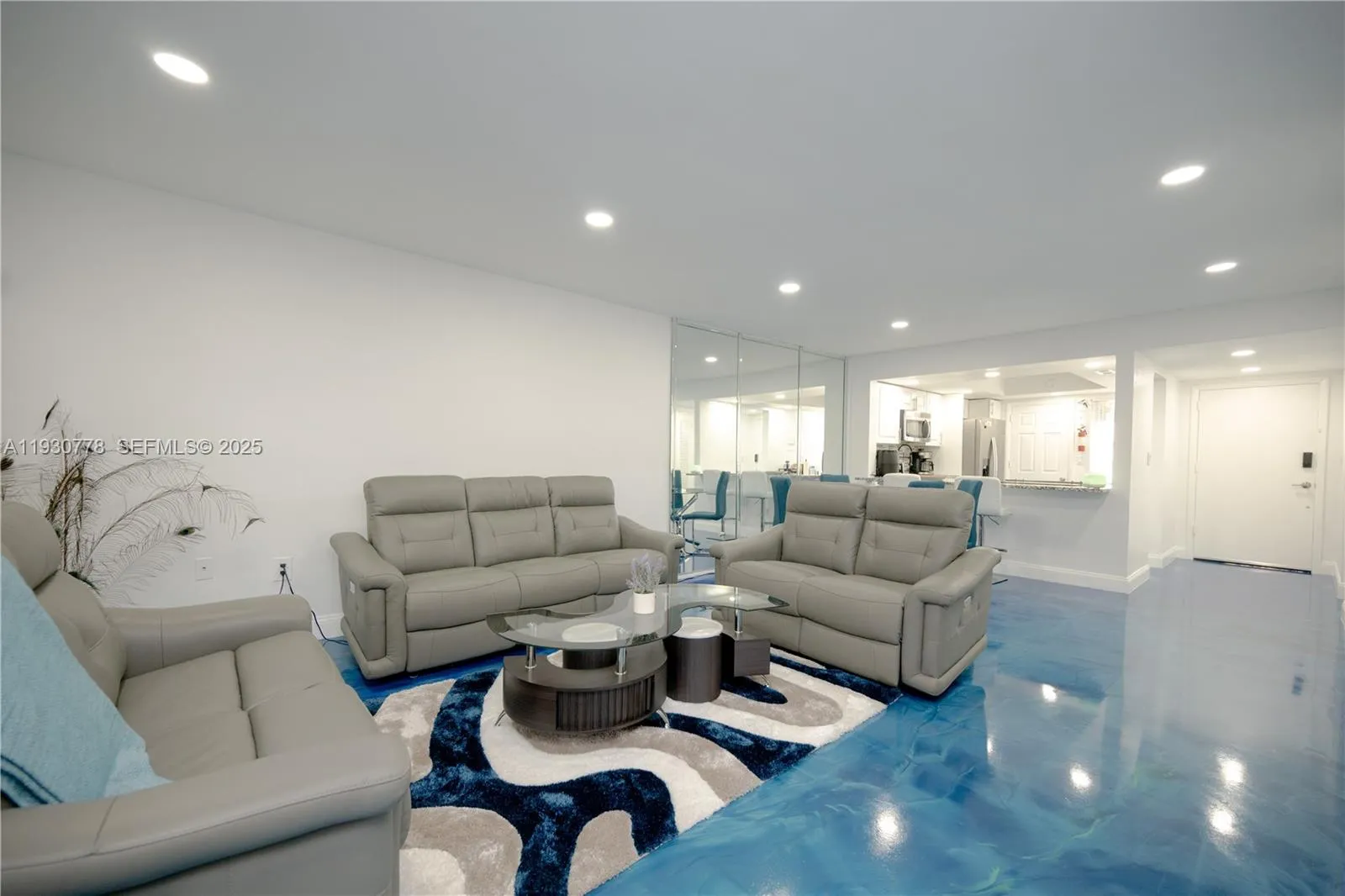 2 bedroom 2 bath for sale at 1551 NE Miami Gardens Dr # 225, Miami FL 33179