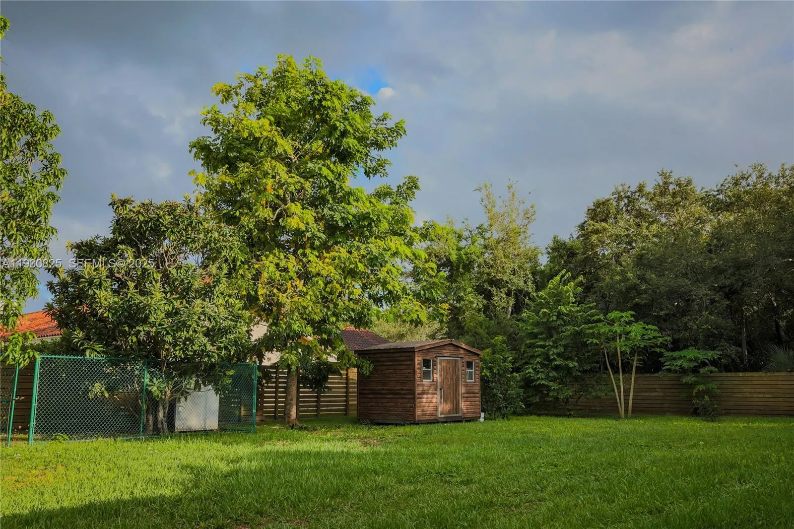 9870 SW 96th St, Miami FL 33176