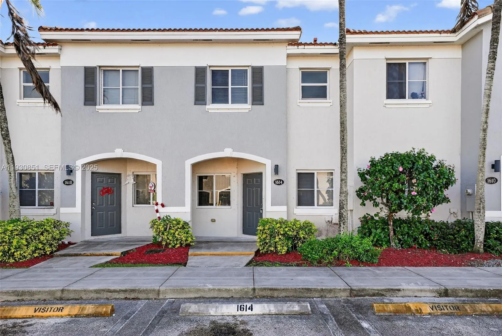 2 bedroom 2 bath for sale at 1614 SE 31st Ct, Homestead FL 33035
