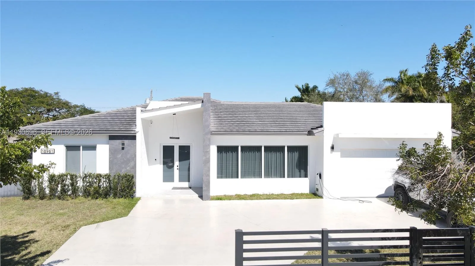 4 bedroom 3 bath for sale at 18961 SW 359th St, Homestead FL 33034