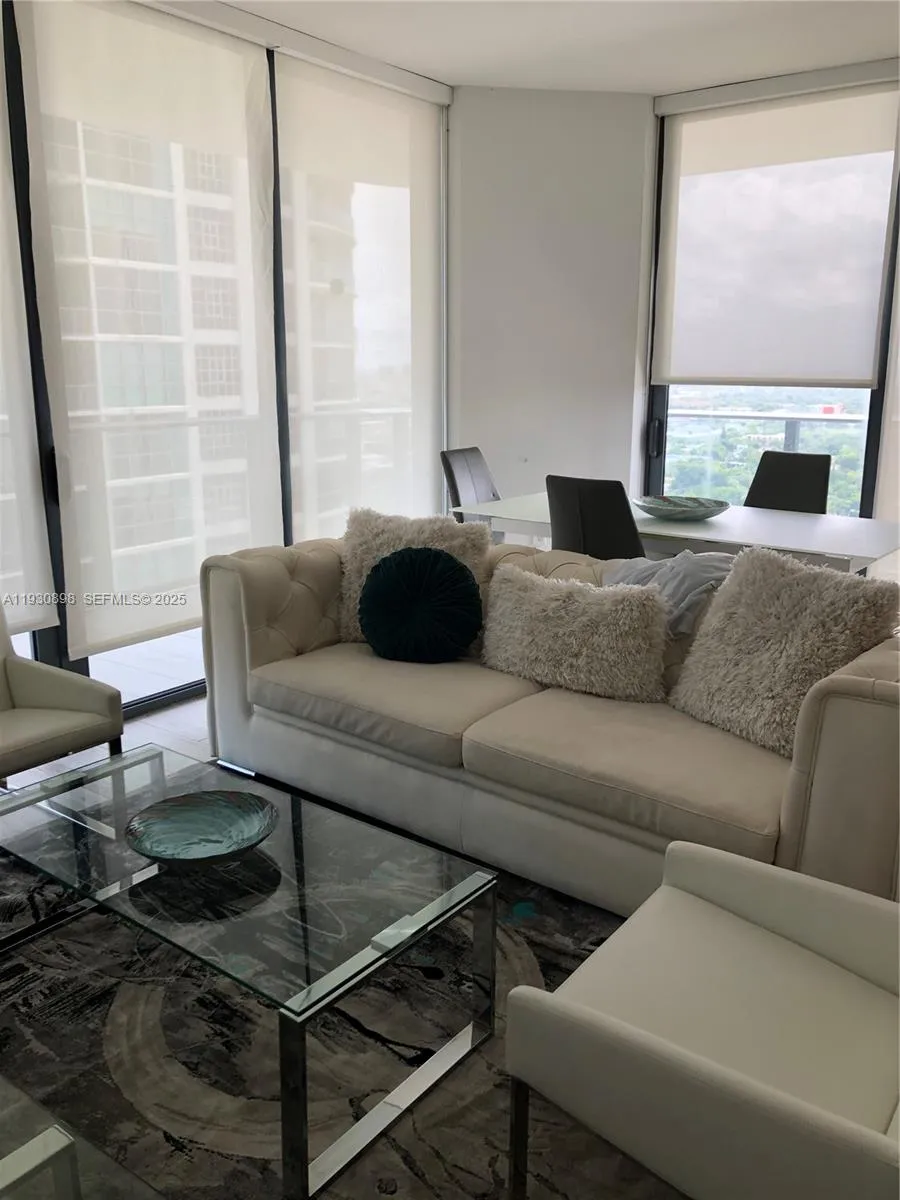121 NE 34th St # 2601, Miami FL 33137