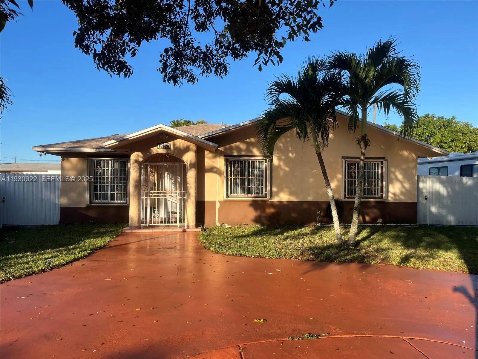 4 bedroom 2 bath for sale at 16220 NW 41st Ave, Miami Gardens FL 33054